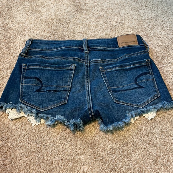 AEO Lace Pocket Shorts - Picture 2 of 5